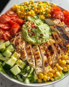 grilled-chicken-avocado-salad-bowl