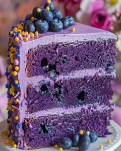 easy-blueberry-velvet-cake