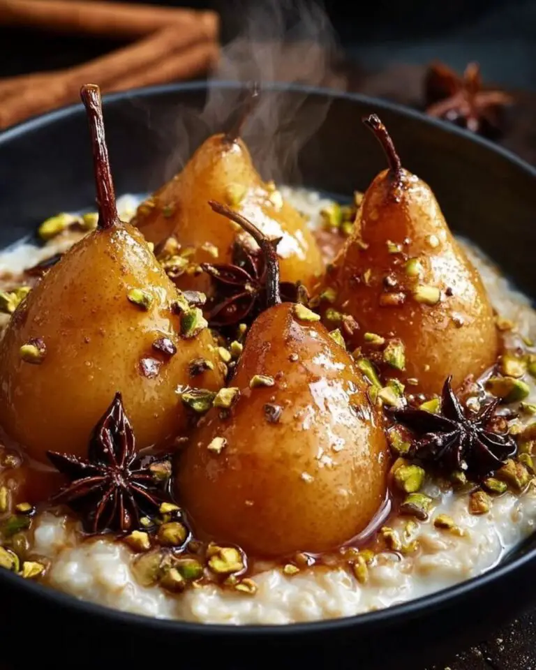 Simple Honey-Spiced Pear Oatmeal Recipe