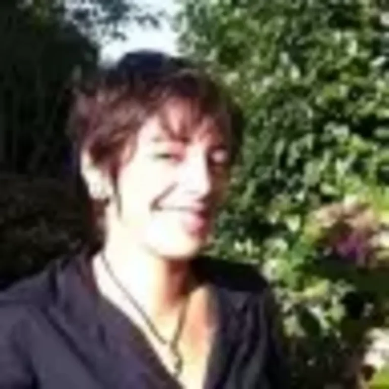 Vibrant Mediterranean Cucumber Salad