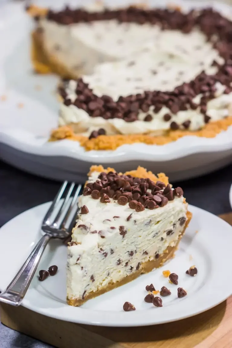 Flavorsome Chocolate Chip Cannoli Pie Recipe