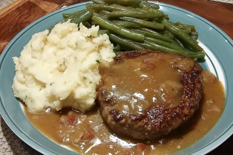 Salisbury Steak with Mashed Potatoes Green Beans