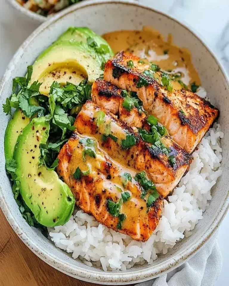 Spicy Salmon Bowls with Coconut Rice – A Flavor-Packed Easy Dinner!