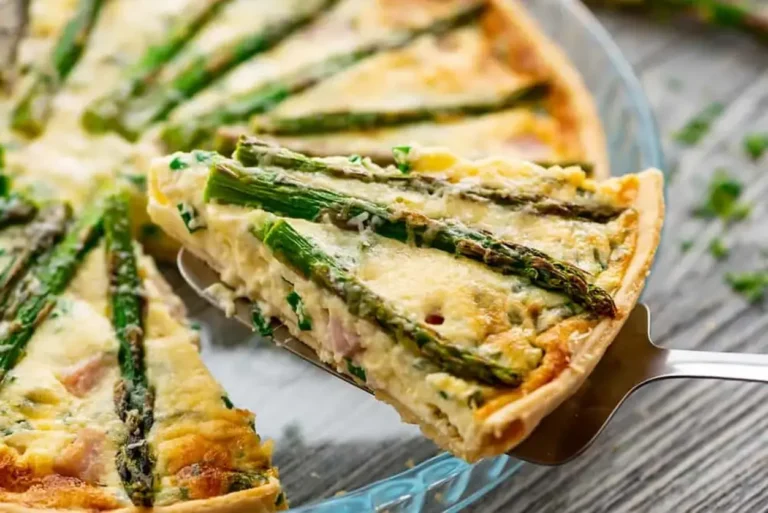 Cheesy Ham & Asparagus Quiche