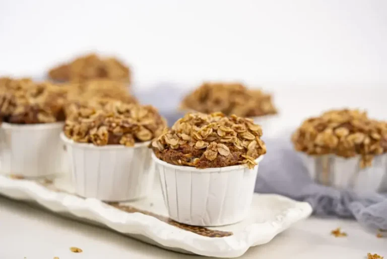 Healthy Banana Oatmeal Muffins